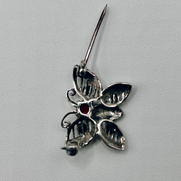 Vintage 925 Victorian Sterling Silver Marcasite Red Garnet Butterfly Brooch - Picture 7 of 9